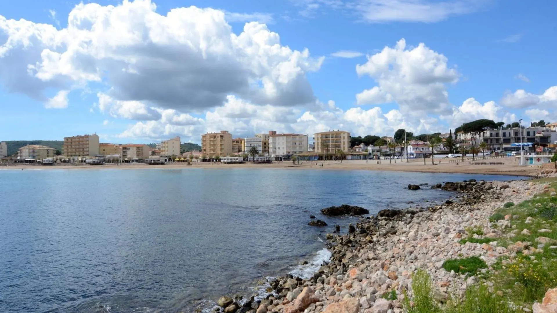 Apartamento Riells De Mar A6 1D L' Escala 0*,  Spagna